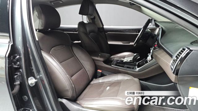 Hyundai Grandeur 2019 — photo 16