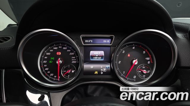 Mercedes-Benz GLS-Class 2017 — photo 11