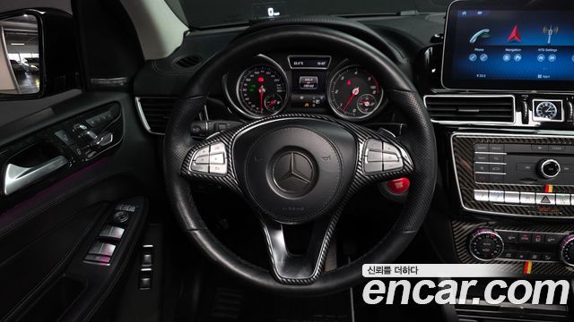Mercedes-Benz GLS-Class 2017 — photo 19