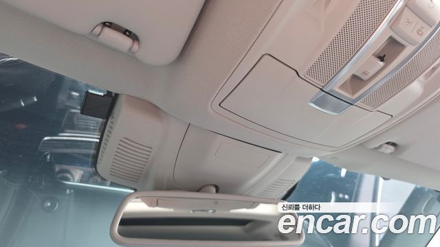 Mercedes-Benz GLS-Class 2017 — photo 25