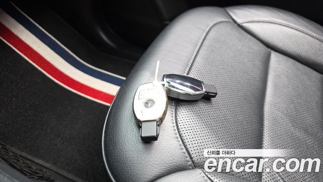 Mercedes-Benz GLS-Class 2017 — photo 42