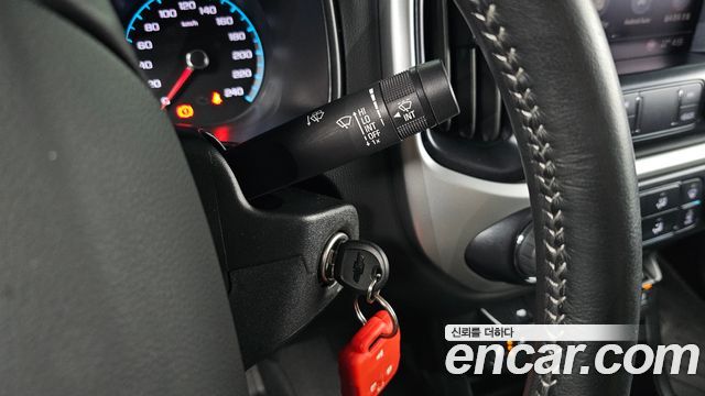 Chevrolet Korea Colorado 2022 — photo 24