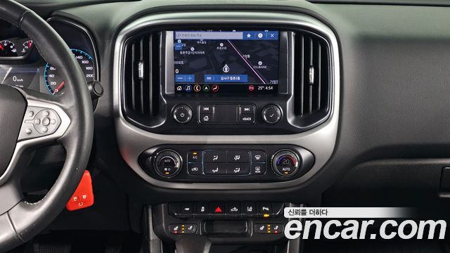 Chevrolet Korea Colorado 2022 — photo 25