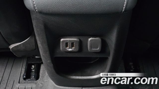 Chevrolet Korea Colorado 2022 — photo 28
