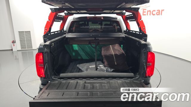 Chevrolet Korea Colorado 2022 — photo 31
