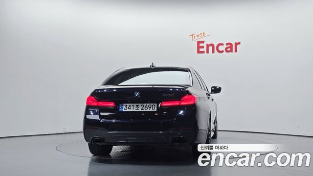 BMW 5-Series 2021 — photo 4