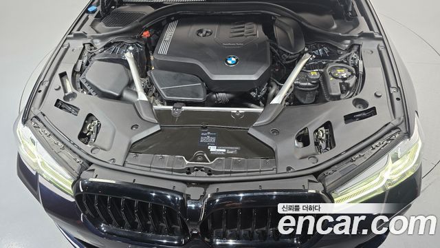 BMW 5-Series 2021 — photo 6