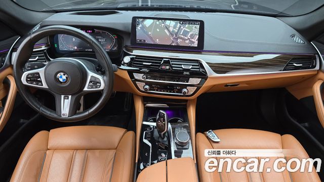 BMW 5-Series 2021 — photo 10