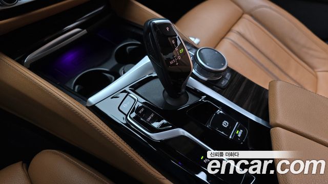 BMW 5-Series 2021 — photo 12