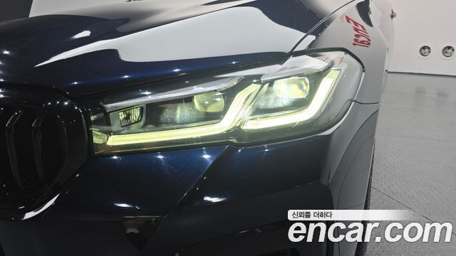 BMW 5-Series 2021 — photo 8