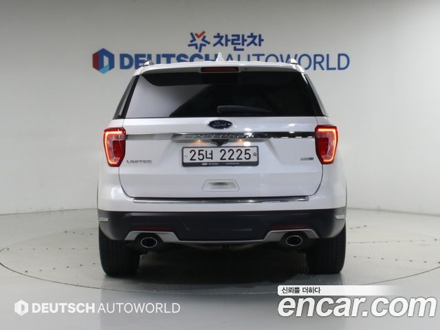 Ford Explorer 2018 — photo 4