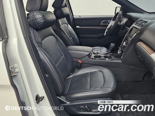 Ford Explorer 2018 — photo 10