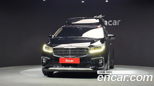 Kia Canival 2020 — photo 3