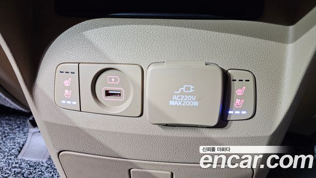 Kia Canival 2020 — photo 18
