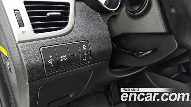 Hyundai i30 2014 — photo 22