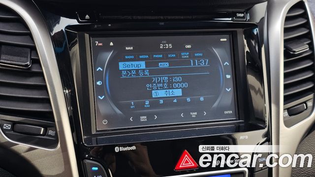 Hyundai i30 2014 — photo 27