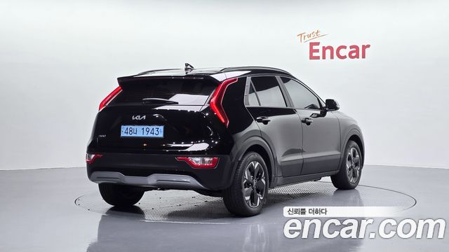 Kia Niro 2024 — photo 2