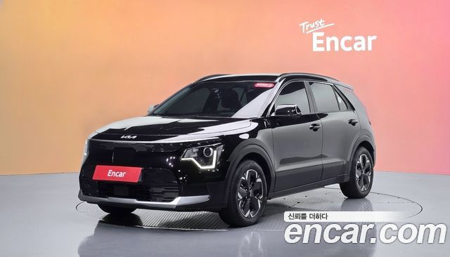 Kia Niro 2024 — photo 1