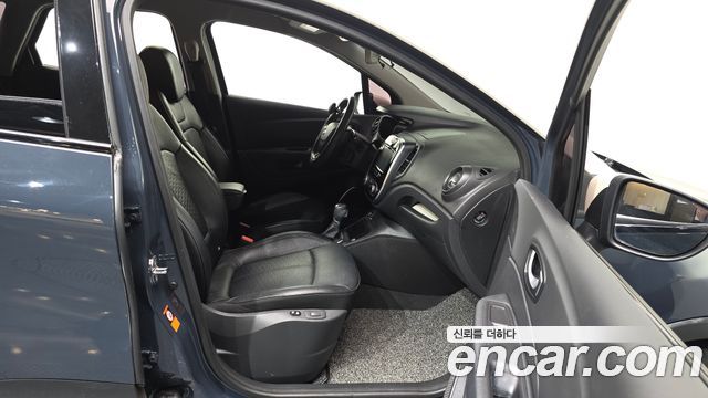 Renault Korea QM3 2018 — photo 17