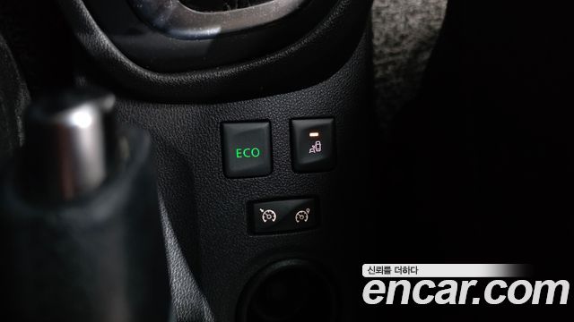 Renault Korea QM3 2018 — photo 23