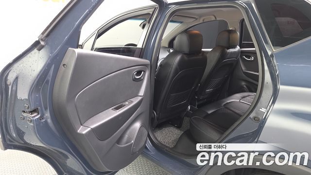 Renault Korea QM3 2018 — photo 16