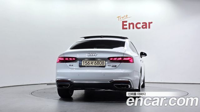 Audi A5 2021 — photo 4