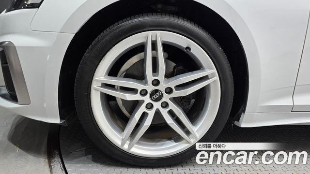 Audi A5 2021 — photo 5
