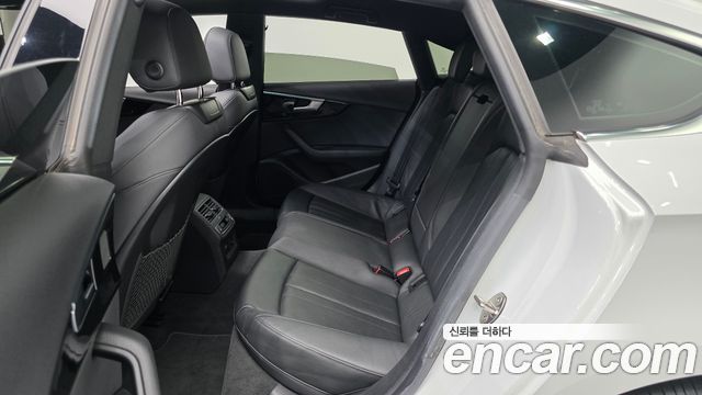 Audi A5 2021 — photo 18