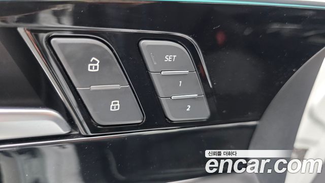 Audi A5 2021 — photo 25
