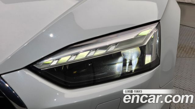 Audi A5 2021 — photo 8