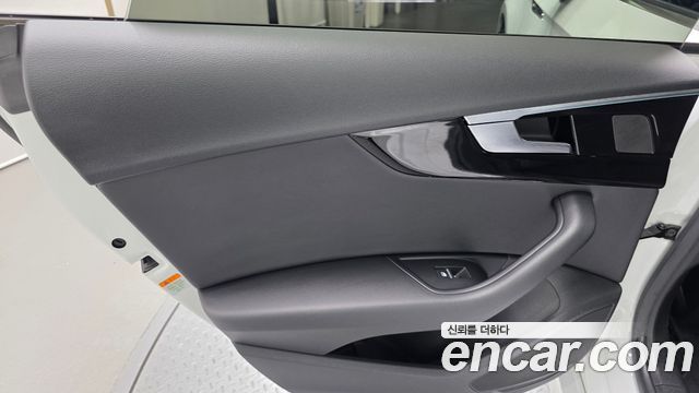 Audi A5 2021 — photo 15