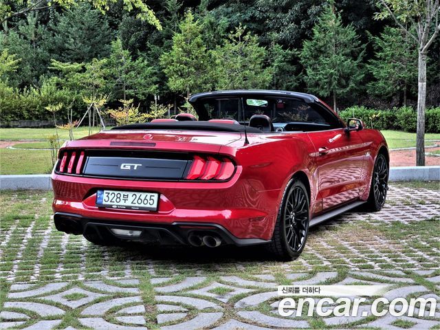 Ford Mustang 2023 — photo 2