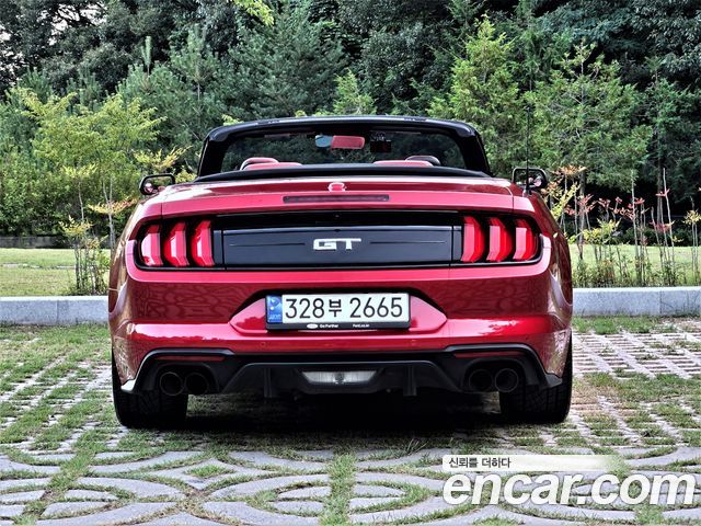 Ford Mustang 2023 — photo 4