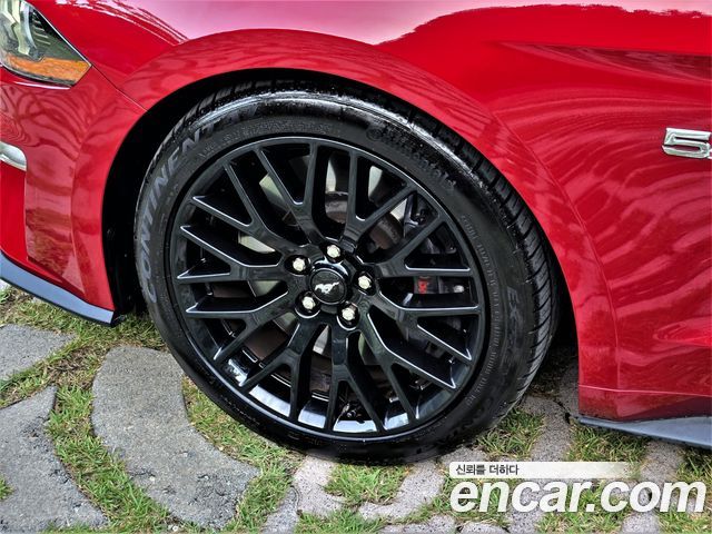 Ford Mustang 2023 — photo 5