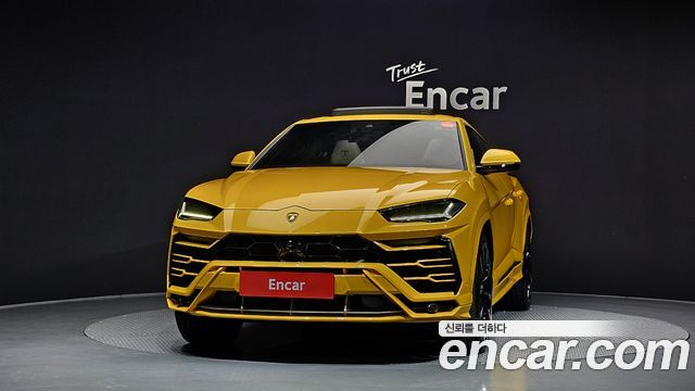 Lamborghini Urus 2020 — photo 3
