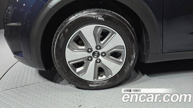Kia Niro 2018 — photo 5