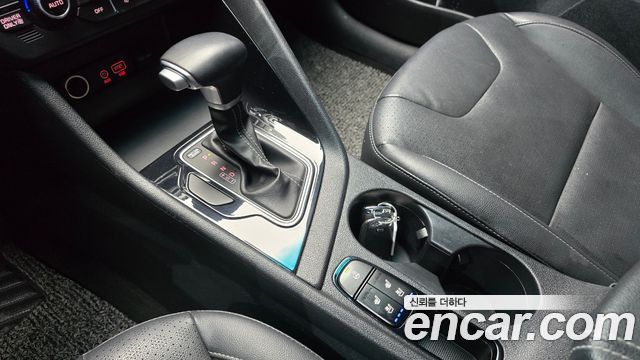 Kia Niro 2018 — photo 12