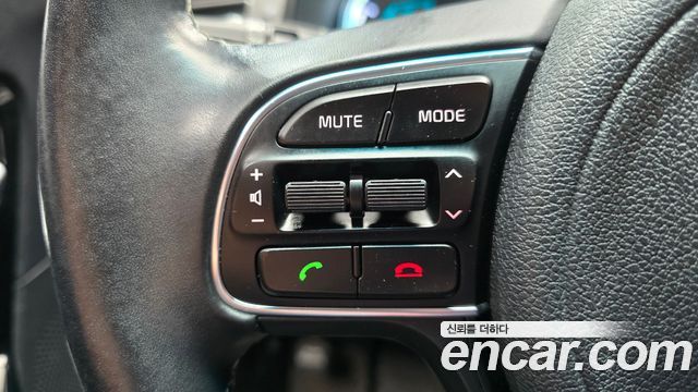 Kia Niro 2018 — photo 22