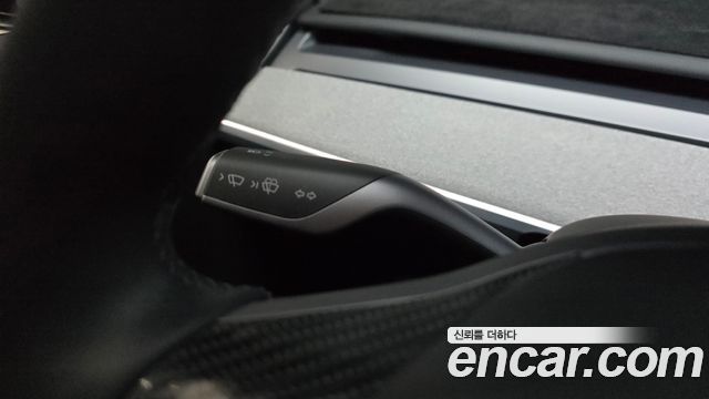 Tesla Model Y 2024 — photo 29