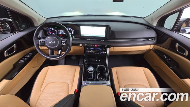 Kia Canival 2023 — photo 10
