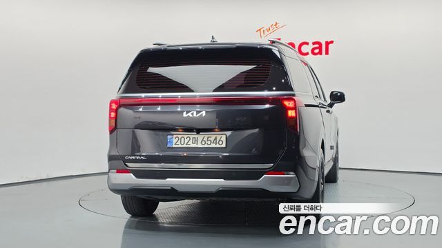 Kia Canival 2025 — photo 4