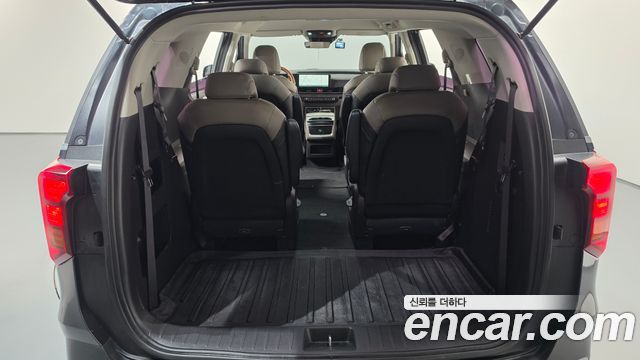 Kia Canival 2025 — photo 23