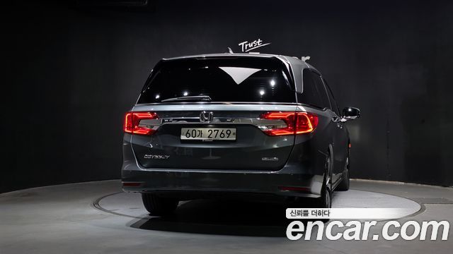 Honda Odyssey 2018 — photo 4