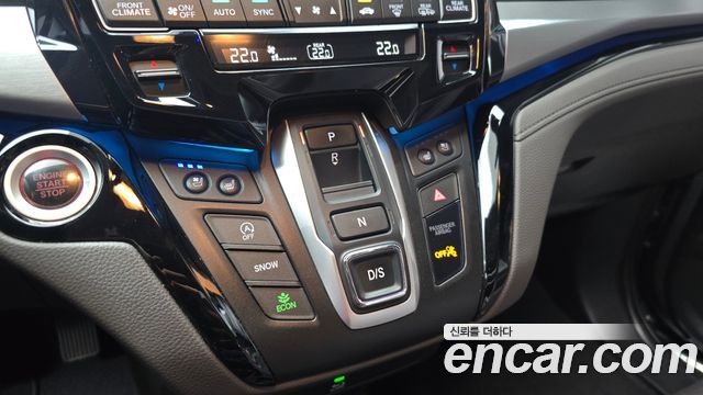Honda Odyssey 2018 — photo 12