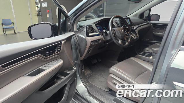 Honda Odyssey 2018 — photo 13