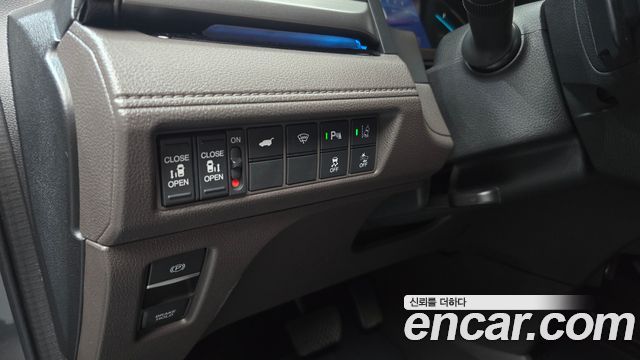 Honda Odyssey 2018 — photo 26