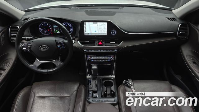 Hyundai Grandeur 2018 — photo 10