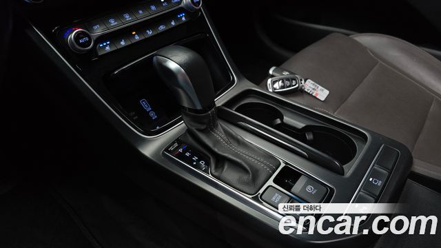 Hyundai Grandeur 2018 — photo 12