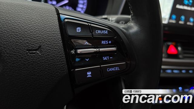 Hyundai Grandeur 2018 — photo 30