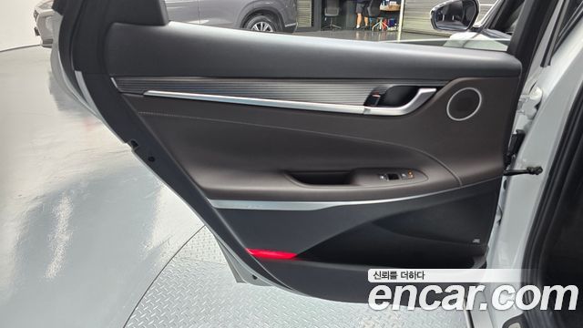 Hyundai Grandeur 2018 — photo 32